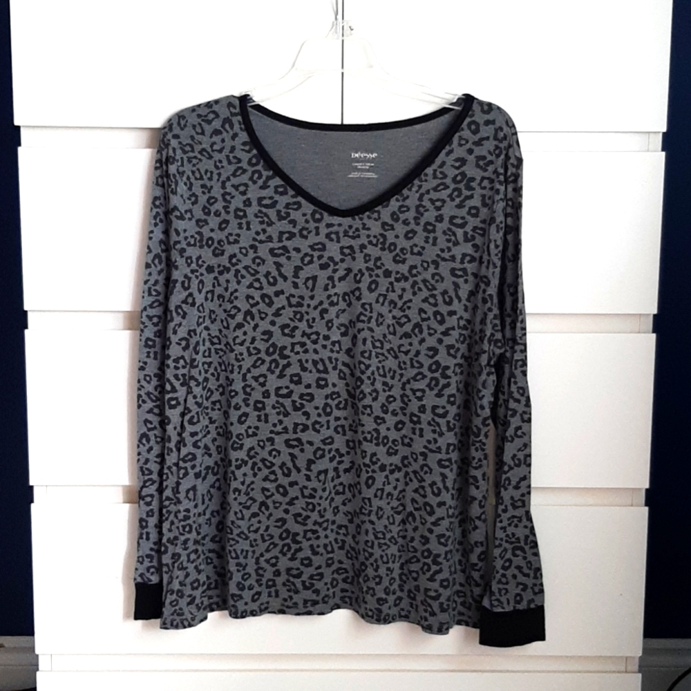 Déesse Lingerie Pajama Top